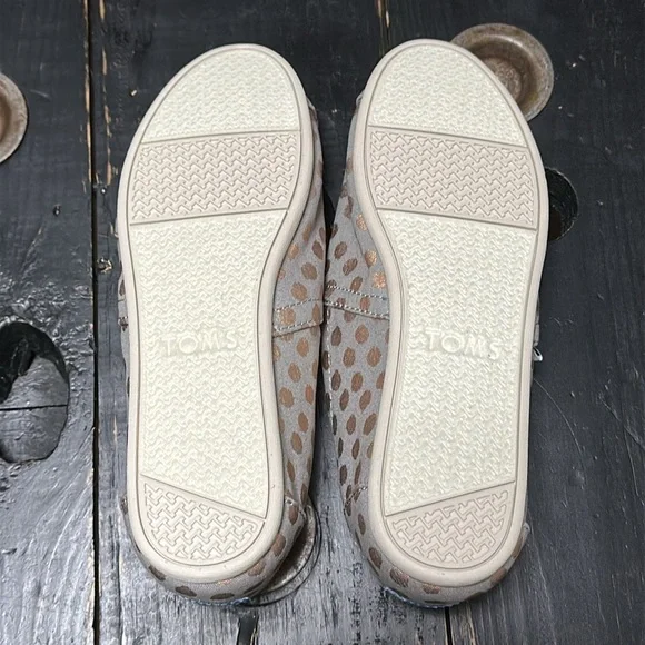 NWOT TOMS Classic Drizzle Grey/Rose Gold Foil Polka Dot Slip-Ons - Picture 12 of 13